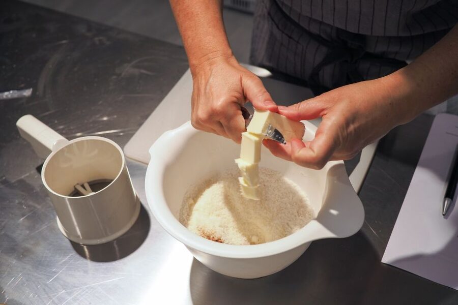 Milan: Italian Cooking Class with Food and Wine - Making pasta, gnocchi, and other Italian staples