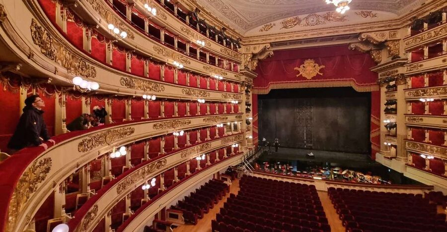 Milan: La Scala Theater and Museum Tour with Entry Tickets - Key points at a glance