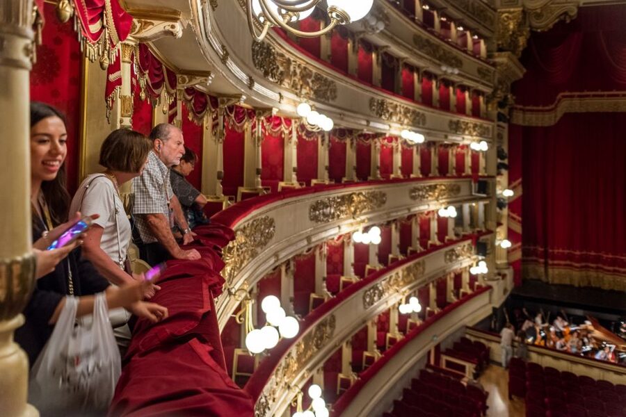 Milan: La Scala Theater & Museum Guided Experience - Why La Scala is worth an hour of your Milan day