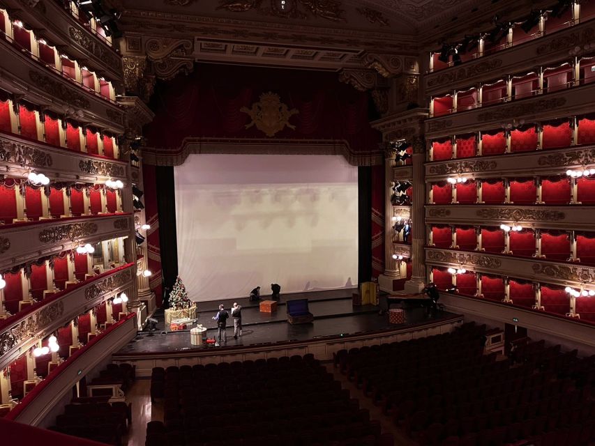 Milan: La Scala Theatre Skip-the-line Guided Tour - Stories about Verdi, Toscanini, Barenboim, and Callas