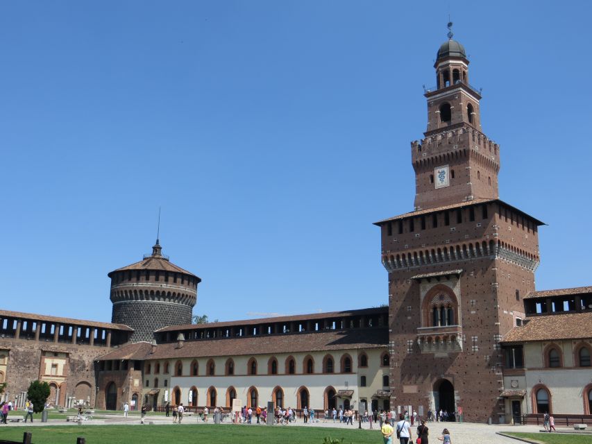 Milan: Leonardo's Last Supper and Michelangelo's Pietà Tour - The 20-minute walk to Santa Maria delle Grazie
