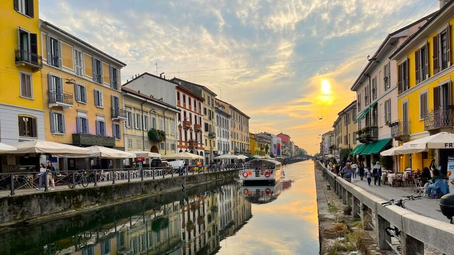 Milan: Navigli Canal Boat Cruise - Boarding at Alzaia Naviglio Grande 4