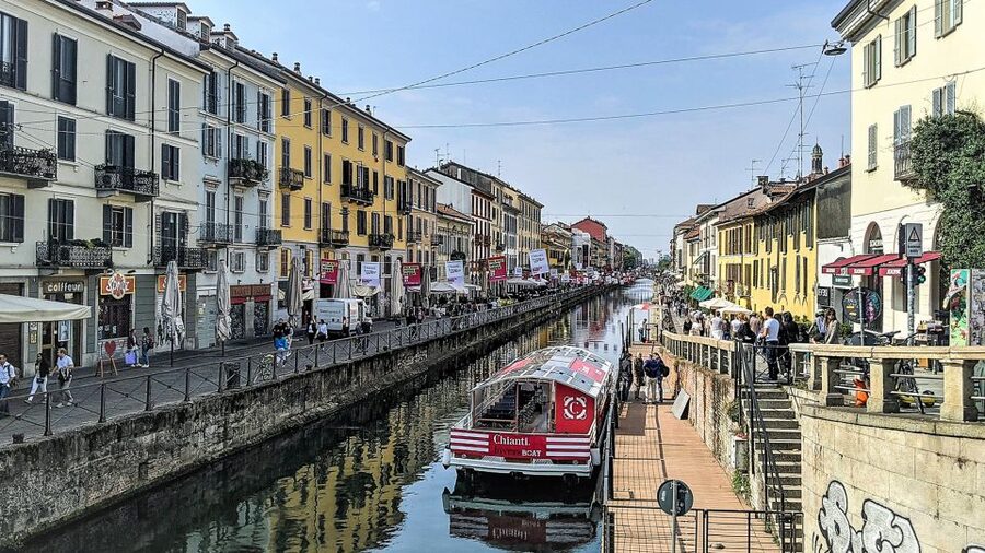 Milan: Navigli District Canal Boat Tour with Aperitivo - Is $41 a fair price for 50 minutes?