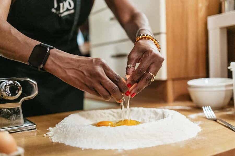Milan: Pasta & Tiramisu Cooking Class with Premium Products - Rafael’s teaching style and the cultural side