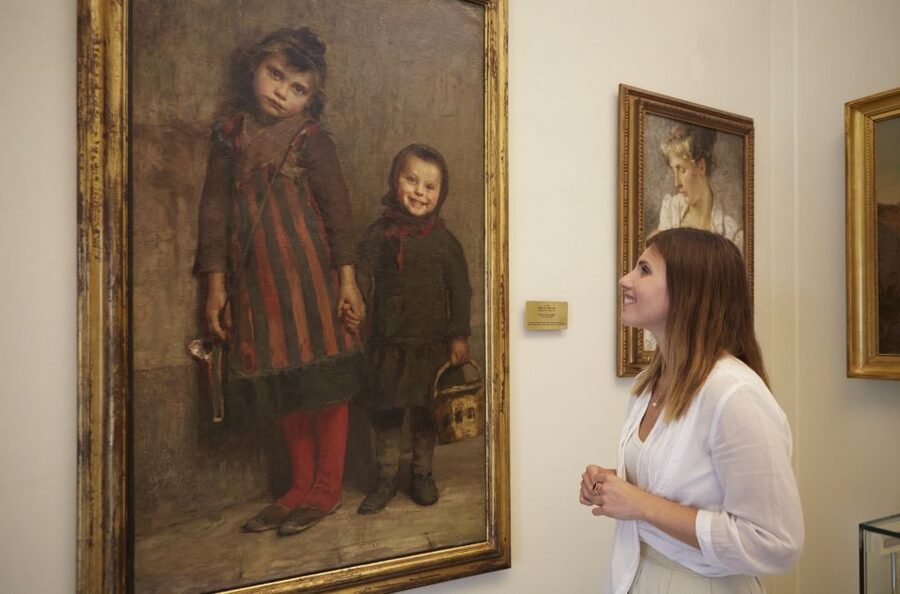 Milan: Pinacoteca Ambrosiana & da Vinci Codex Exhibition - How long to spend inside