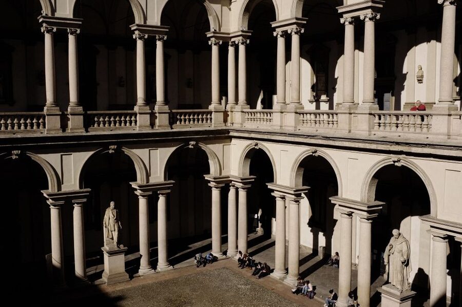 Milan: Pinacoteca Art Gallery and Brera District Guided Tour - Walking Brera beyond the museum doors