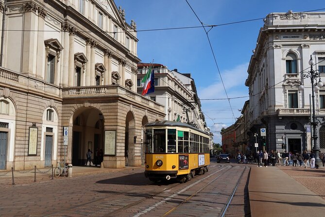 Milan's Must See: Half-Day Tour of Last Supper, Duomo & La Scala - Inside the Duomo, Milan’s vast Gothic church