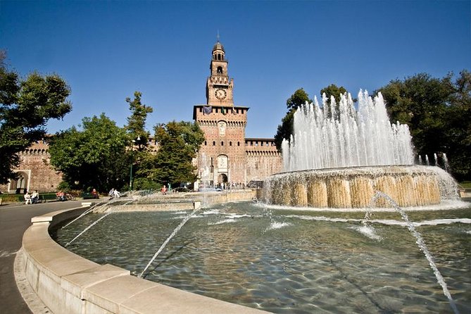 Milan's Must See: Half-Day Tour of Last Supper, Duomo & La Scala - The walk between Milan’s grand sights