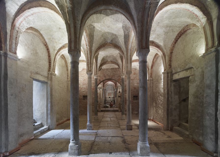 Milan: San Sepolcro Crypt Skip-the-Line Entry Ticket - Medieval frescoes and the restored vaults