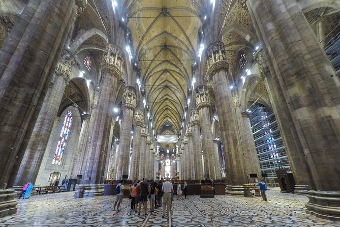 Milan Super Saver: Skip-the-Line Duomo and Rooftop Guided Tour - Practical ways to improve the visit