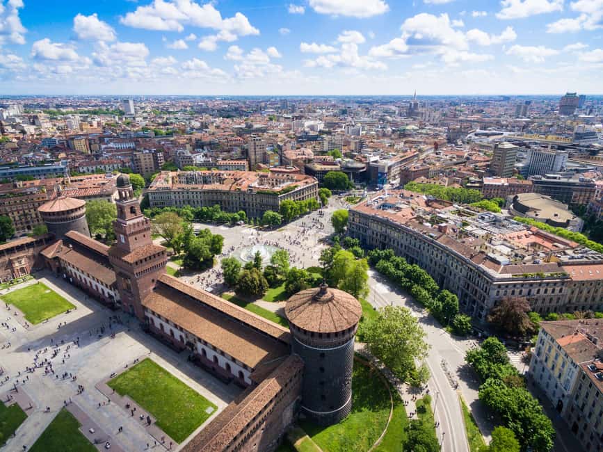 Milan: The Last Supper & Sforza Castle Guided Tour - Walking from the painting to Sforza Castle