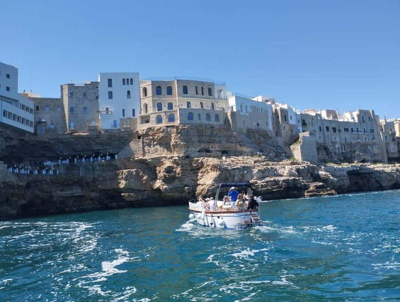 Monopoli: 2.5 Hour Boat Tour to the Polignano a Mare Caves - Key points at a glance