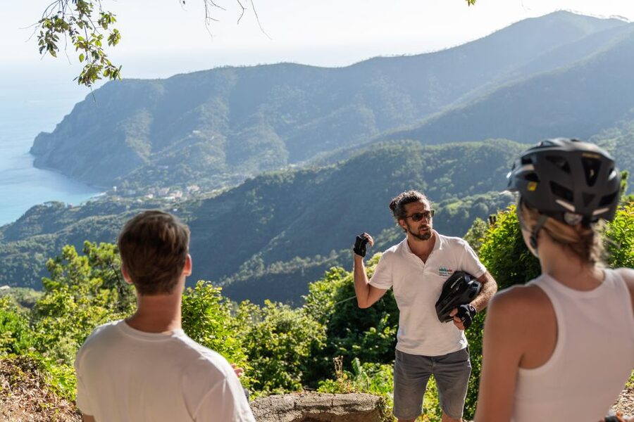 Monterosso al Mare: Cinque Terre National Park E-Bike Tour - Starting near Monterosso station