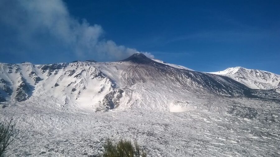 Mount Etna: Half-Day Guided Tour and Hike - What this Mount Etna morning really offers