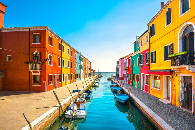 Murano & Burano Islands Guided Small-Group Tour by Private Boat - Murano glass, from secret craft to showroom display