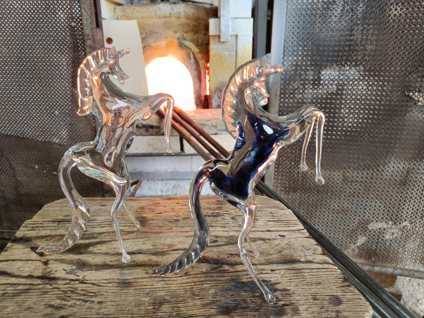 Murano: Glass Blowing Demonstration and Artistic Glass Gift - Who will enjoy this experience most