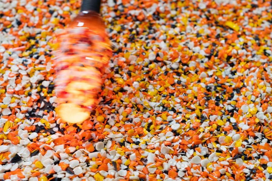 Murano: Glass Factory Experience with Tour and Demonstration - The first demonstration: glass shaped by breath