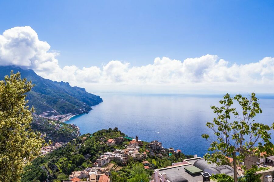 Naples: Boat Tour to Positano, Amalfi and Ravello - Crossing toward the Gulf of Salerno