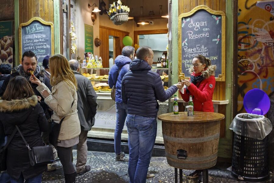 Naples: City Walking Tour w/ Underground Roman Ruins Ticket - The optional lunch: useful, but not essential