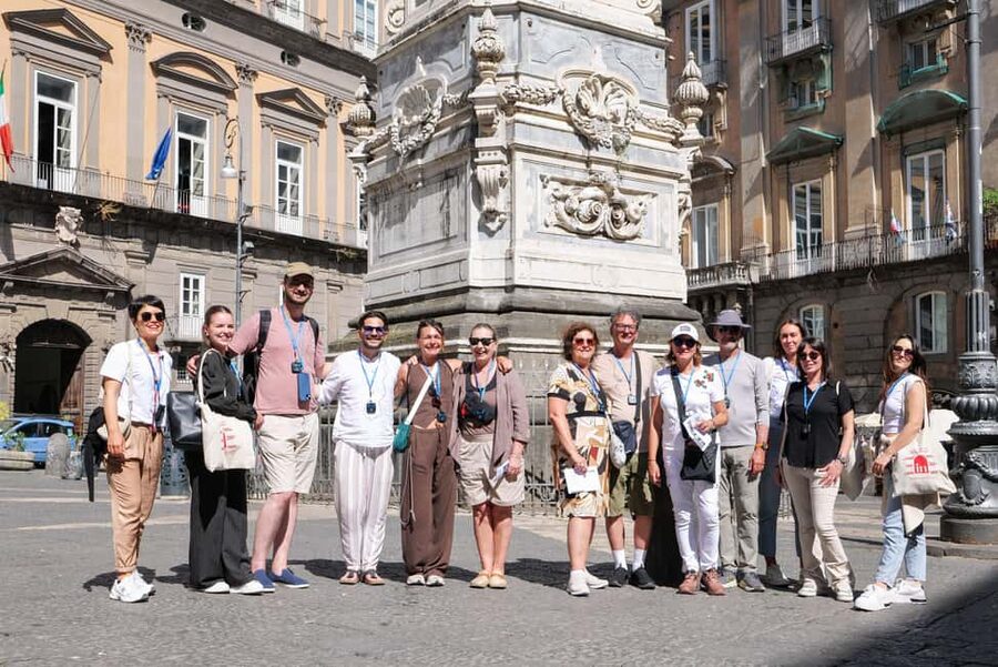 Naples: Historic Center and Sansevero Chapel Walking Tour - Piazza San Gaetano and ancient layers