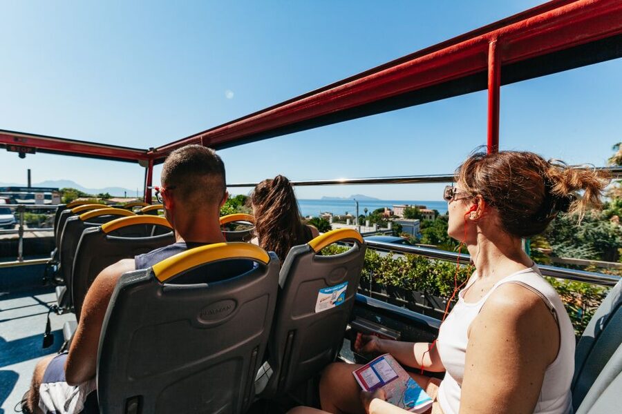 Naples: Hop-on Hop-off Bus Tour 24-Hour Ticket - Why this bus works well in Naples