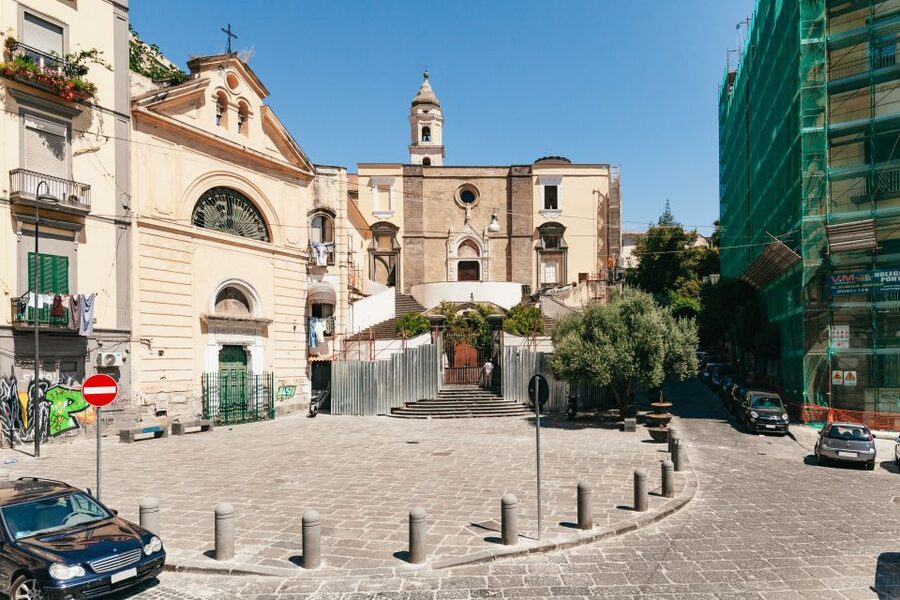 Naples: Hop-on Hop-off Bus Tour 24-Hour Ticket - How to plan both routes in one day