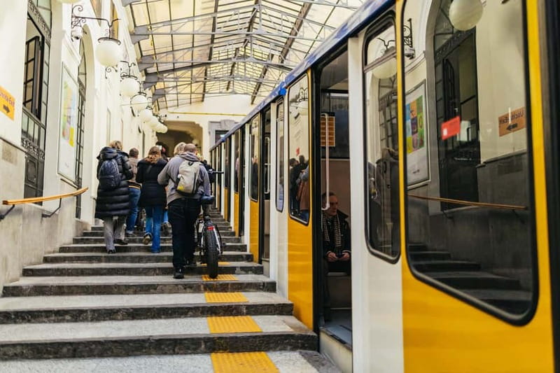 Naples: Panoramic Walking Tour with Funicular - Walking down the Petraio stairs