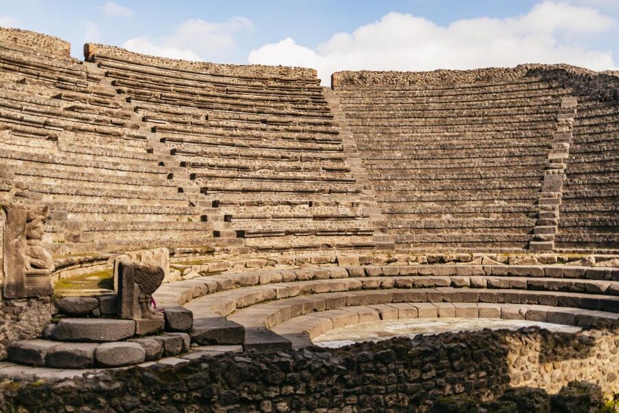 Naples: Pompeii and Mt. Vesuvius with Lunch and Wine Tasting - How the guides shape the day