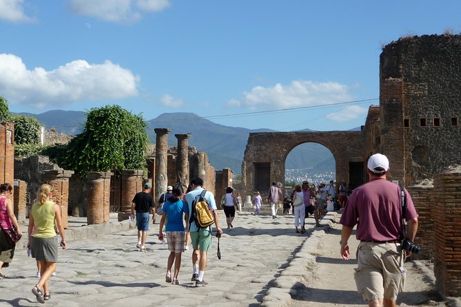 Naples: Pompeii & Mt Vesuvius All-Inclusive Small Group w/ Lunch - Why Pompeii and Vesuvius Work So Well Together