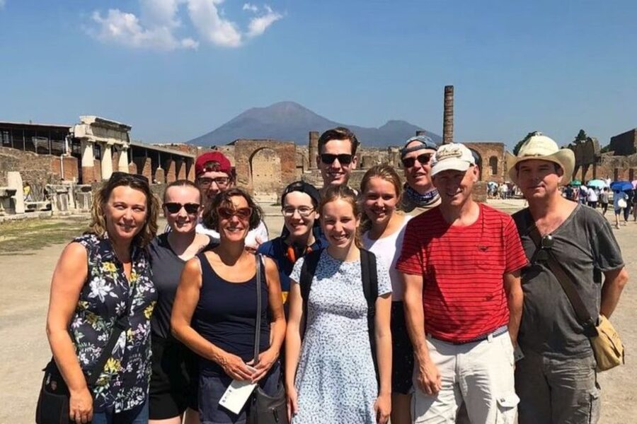 Naples: Private custom tour with a local guide - Churches, history, and stories with Mykyta