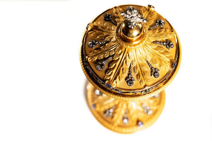 Naples: Royal Chapels & Treasure of St. Gennaro Ticket - Choosing the right audio language