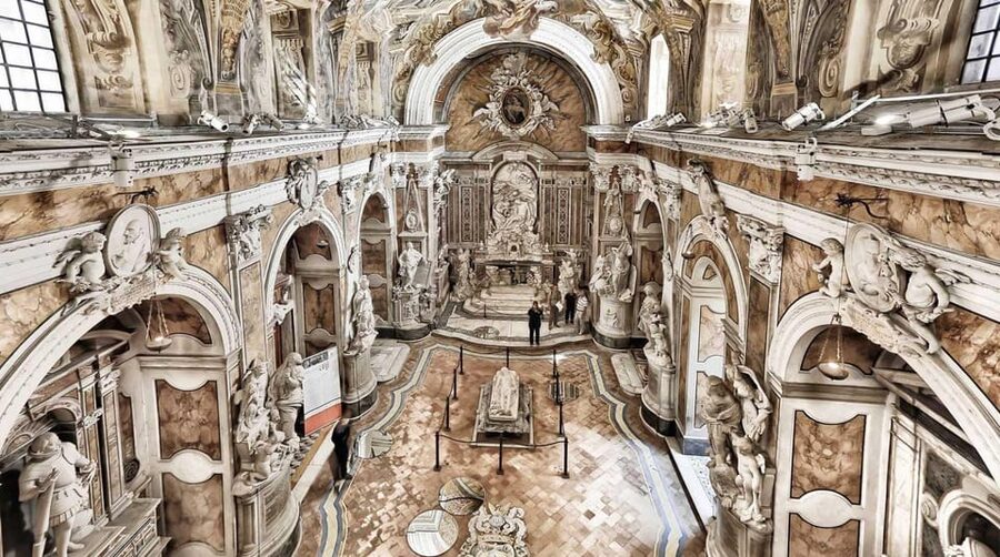 Naples: Sansevero Chapel Ticket and Guided Tour - A small chapel packed with sculpture
