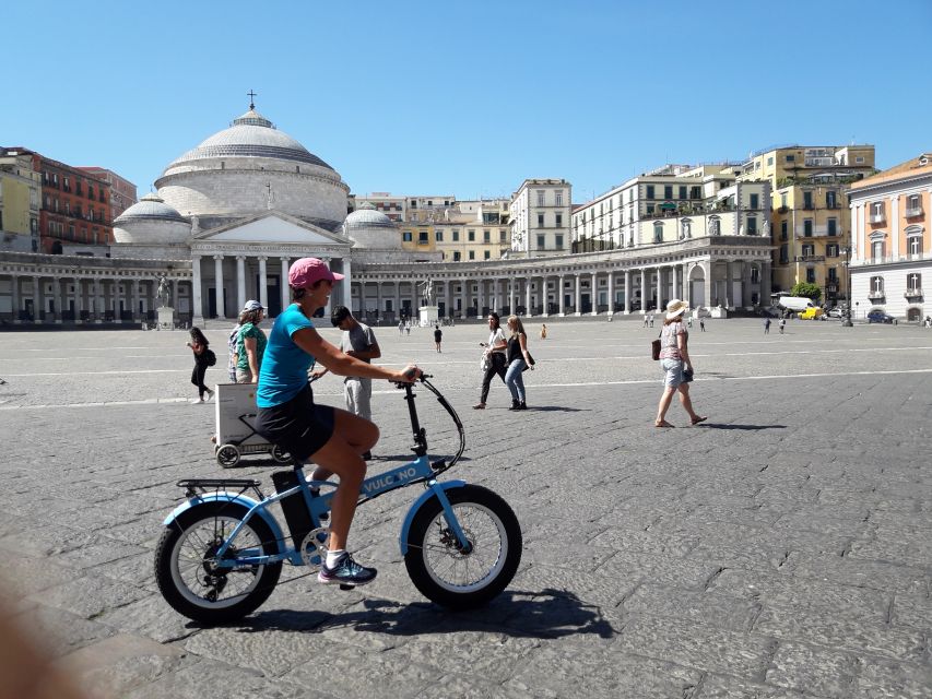 Naples: Sightseeing Tour by E-Bike - Castel Nuovo and the grand city center