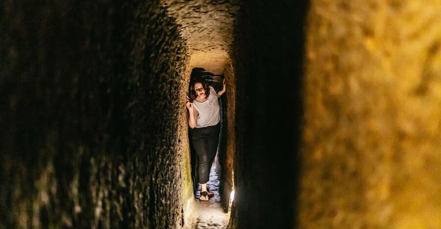 Naples: Spanish Quarters Underground Guided Tour - Is $17 good value for one hour?