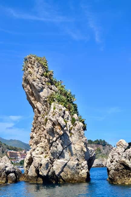 Naxos: Taormina Boat Tour with Snorkeling and Prosecco - Isola Bella for swimming and snorkeling