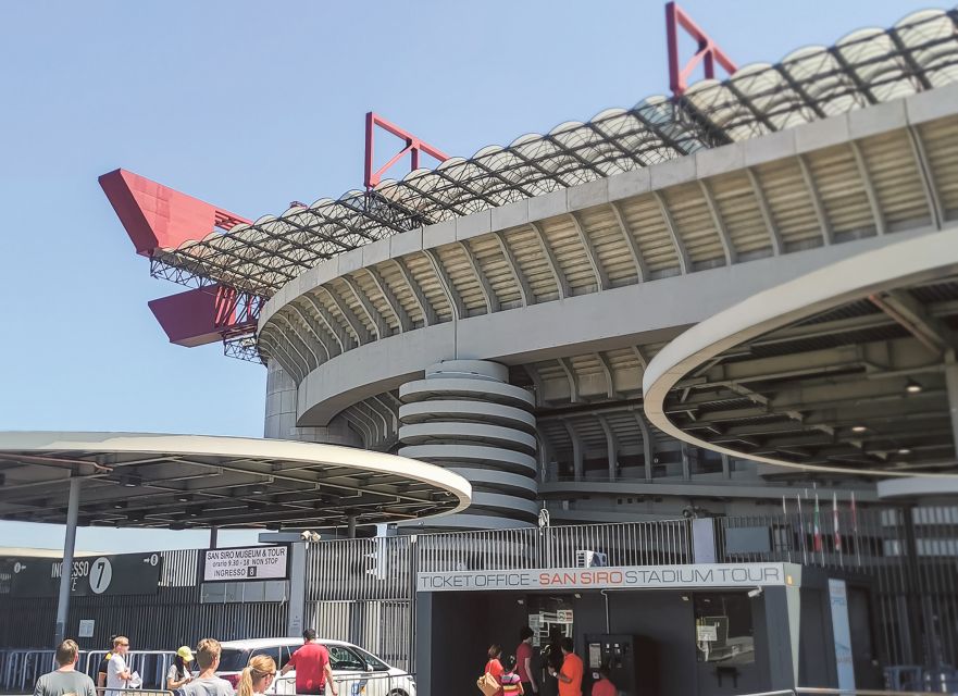 Official San Siro Stadium and Museum Guided Tour - How good is the guide service?