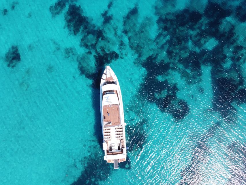 Palau: La Maddalena Archipelago Comfort Boat Tour with Stops - Budelli’s natural pools and the view of Spiaggia Rosa