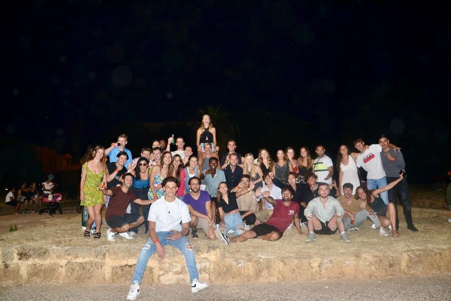 Palermo: Guided Bar Crawl with Shots and Discounts on Drinks - What the wristband actually saves you