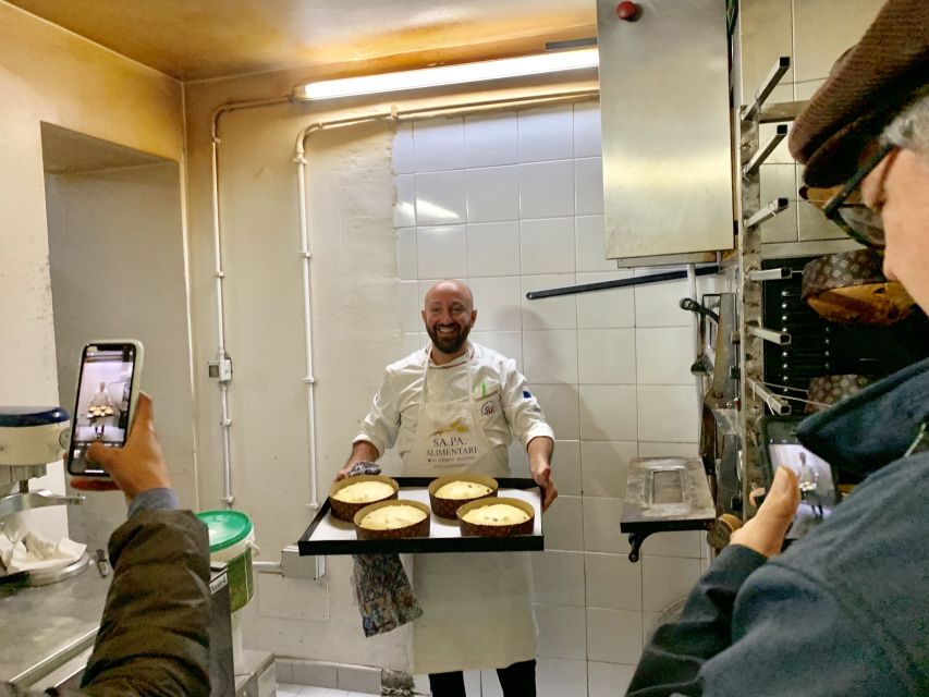 Palermo: Street Food and Local Market Tasting Tour - The original arancina stop