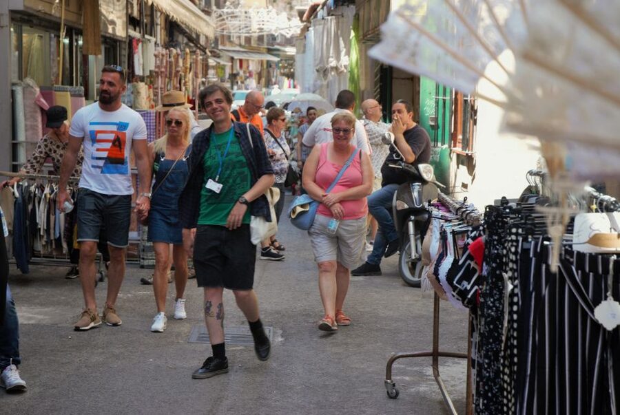 Palermo: Street Food and Local Market Tasting Tour - Capo Market: Palermo on a plate