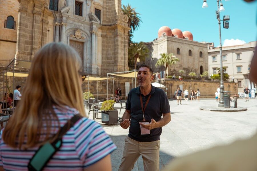 Palermo: UNESCO World Heritage Sites Guided Walking Tour - Quattro Canti and Palermo’s carefully framed crossroads