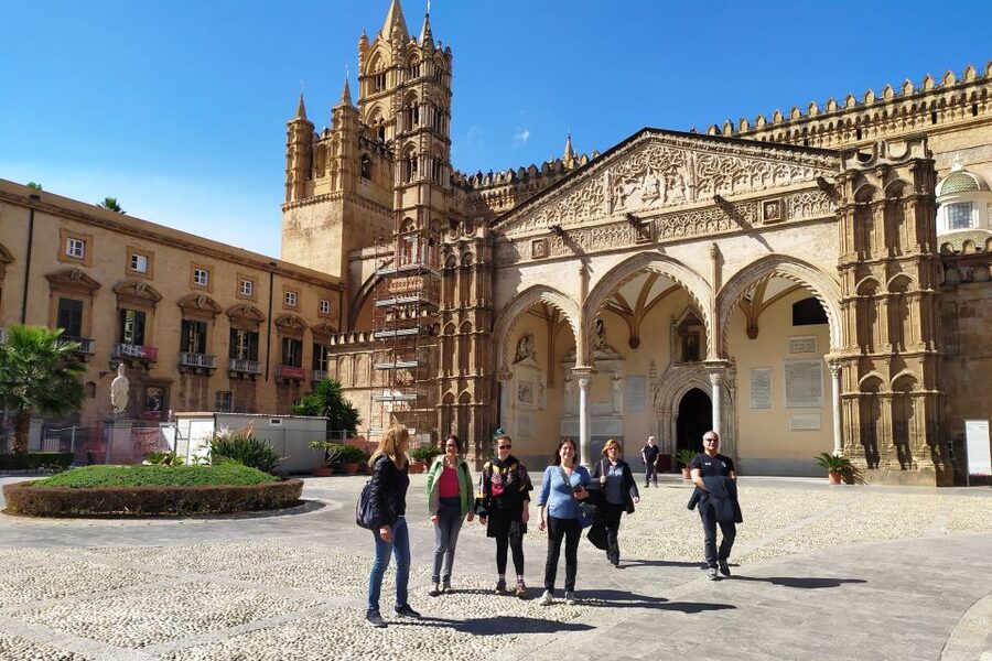 Palermo: Walking Tour of Historic Markets and Monuments - Teatro Massimo, grand scale and ghost stories