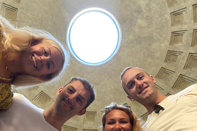 Pantheon Elite Guided Tour - Rome's Iconic Ancient Temple - Meeting your guide at Piazza della Rotonda