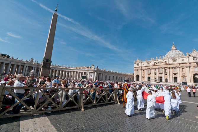 Papal Audience with Pope Leo XIV and Expert Local Guide - Finding a seat in St. Peter’s Square