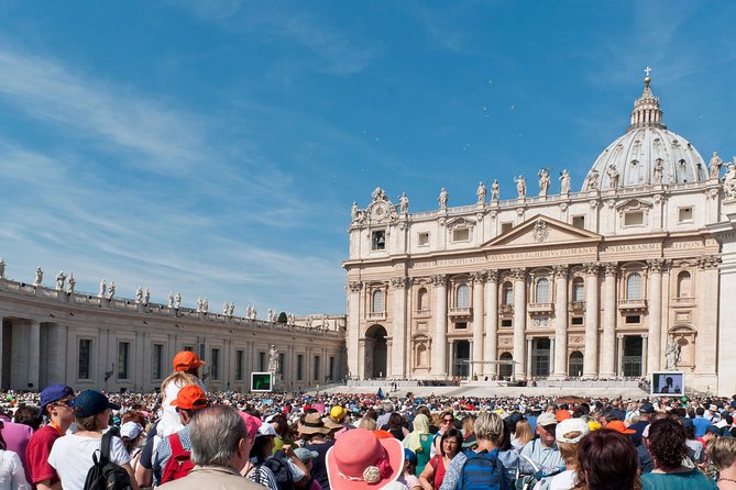 Papal Audience with Pope Leo XIV and Expert Local Guide - The guide experience can make or break the morning