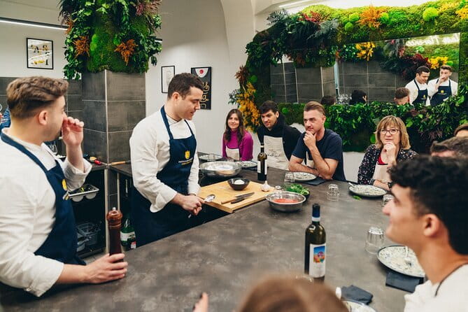 Pasta Cooking Class: Mastering Nonna's Recipes - Making pasta by hand in central Florence