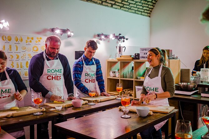 Pasta Cooking Class Near the Colosseum with 3 Spritz Cocktails - Timing your booking near the Colosseum