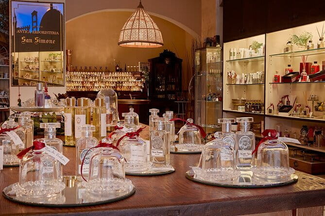 Perfume Masterclass in Florence: Make your Own Personal Fragrance - A 1700s apothecary in central Florence