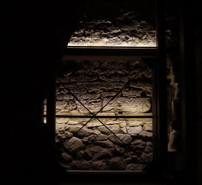 Perugia: Entry Ticket and Guided Tour of Perugia Underground - Etruscan foundations and the oldest layer