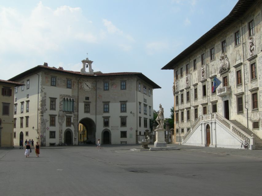 Pisa: Guided Walking Tour with Optional Leaning Tower Ticket - What the Guides Add